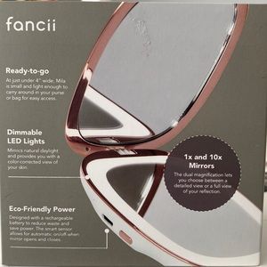 Light up Beauty Compact, Rose Gold and White